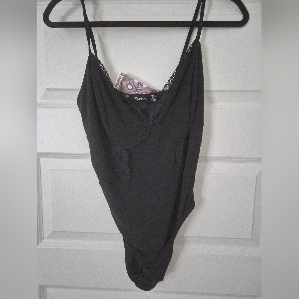 Boohoo Black Lace Trim Top